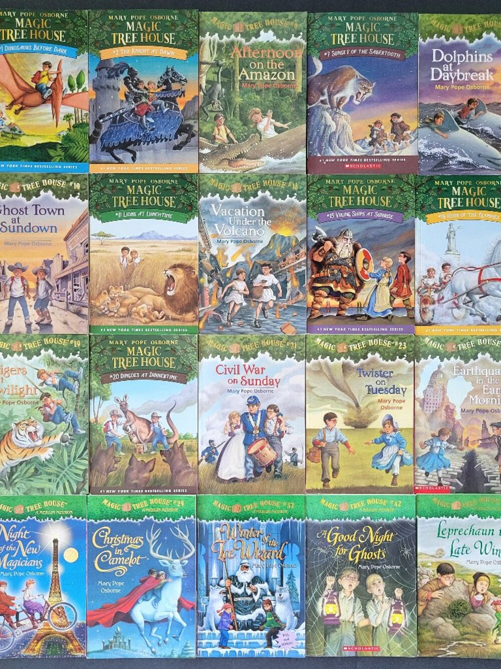 MAGIC TREE HOUSE AND MERLIN MISSIONS LOT OF 20 BOOKS SCHOLASTIC WITH STICKERS